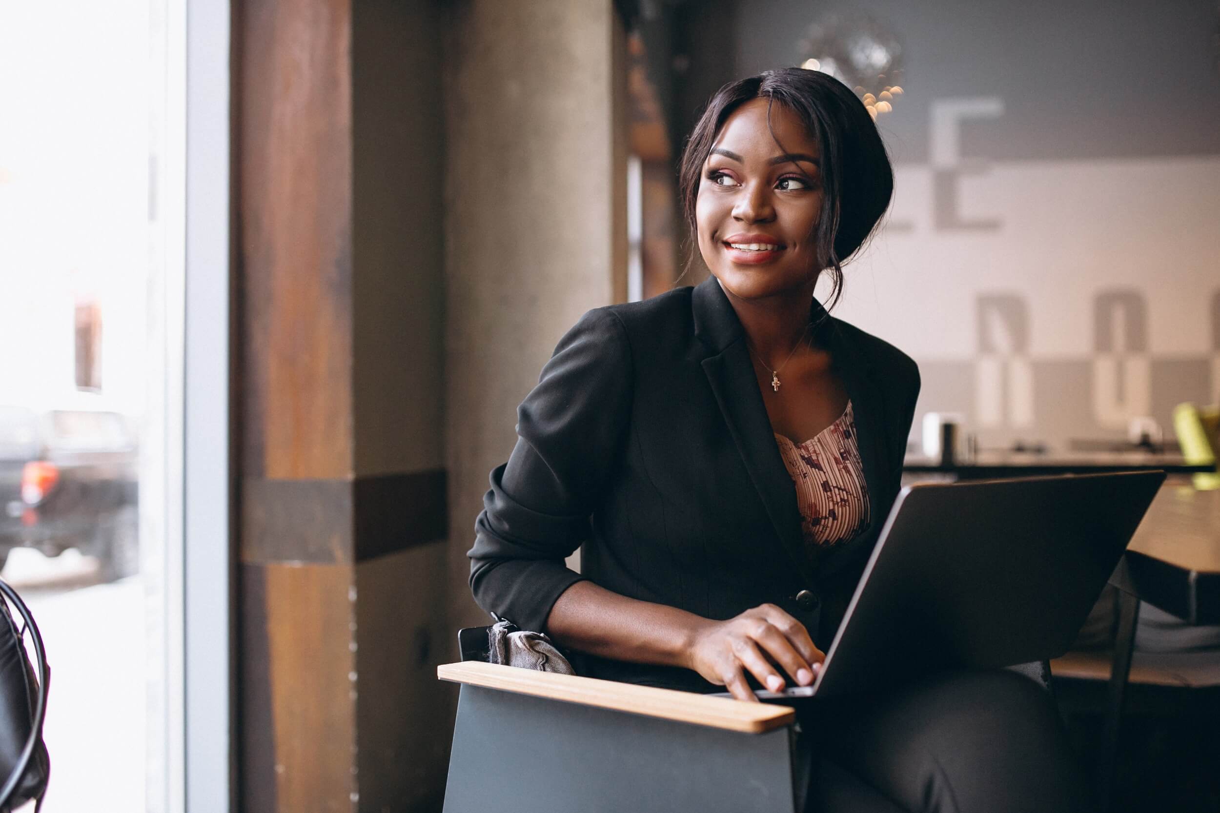 ACOR_African-business-woman